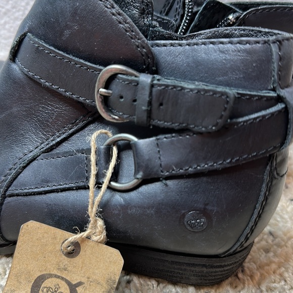 Born Baily Bootie NWT Size 6 - Picture 3 of 10